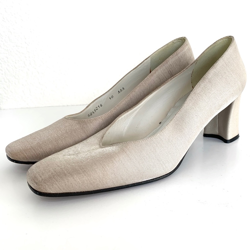 Vintage Stuart Weitzman Iridescent Square Toe Heel - image 5